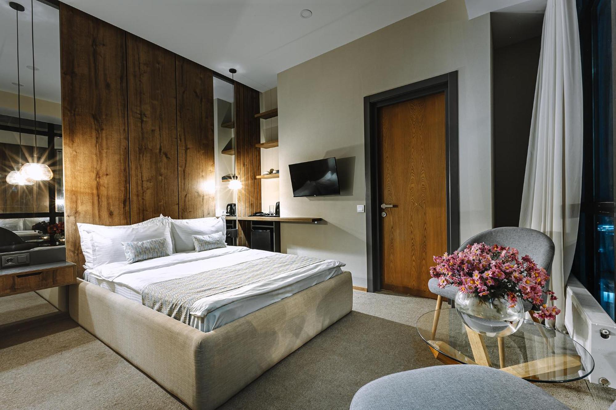 Hotel Sky Station Tbilisi ภายนอก รูปภาพ