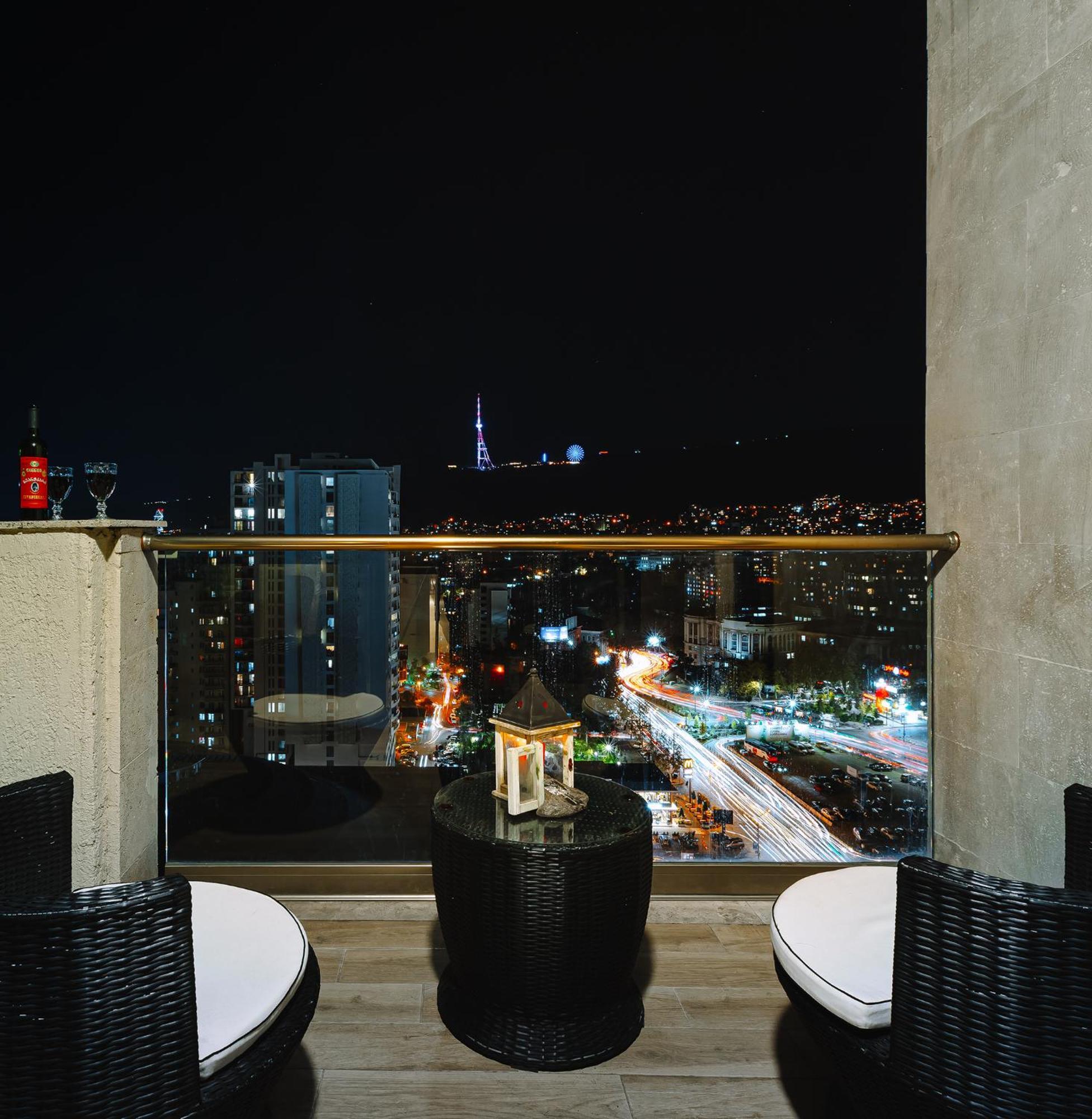 Hotel Sky Station Tbilisi ภายนอก รูปภาพ