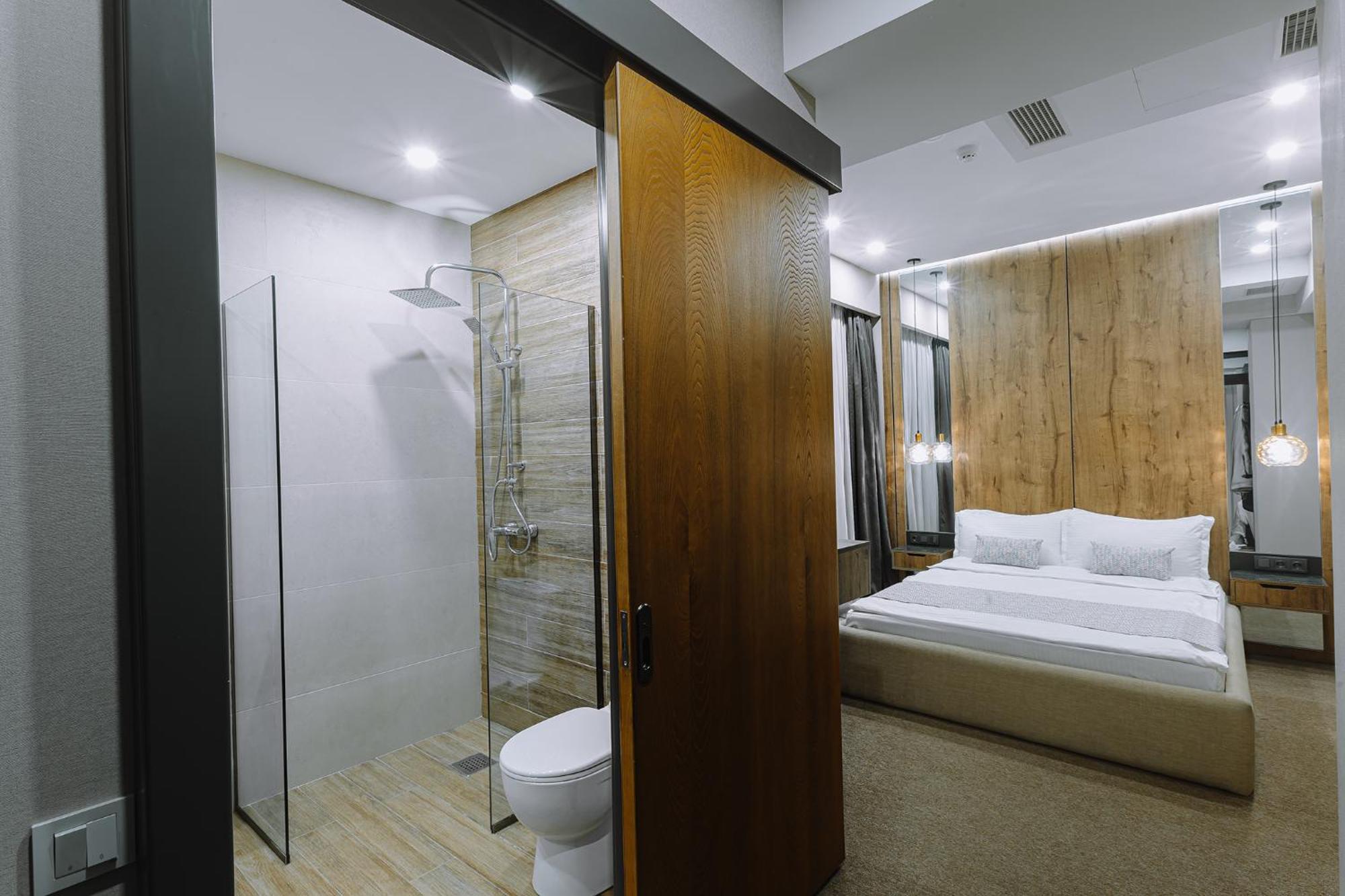 Hotel Sky Station Tbilisi ภายนอก รูปภาพ