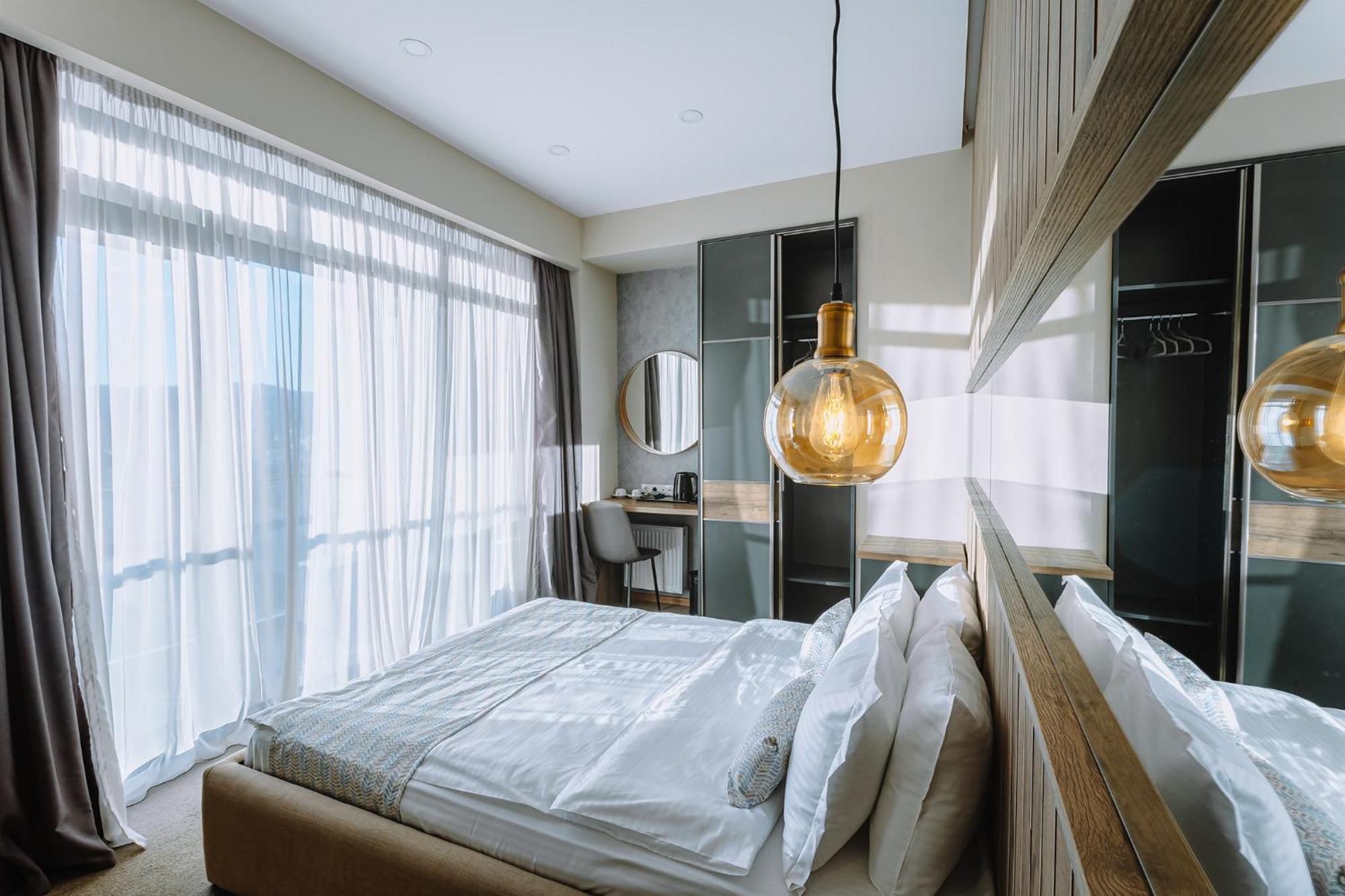 Hotel Sky Station Tbilisi ภายนอก รูปภาพ