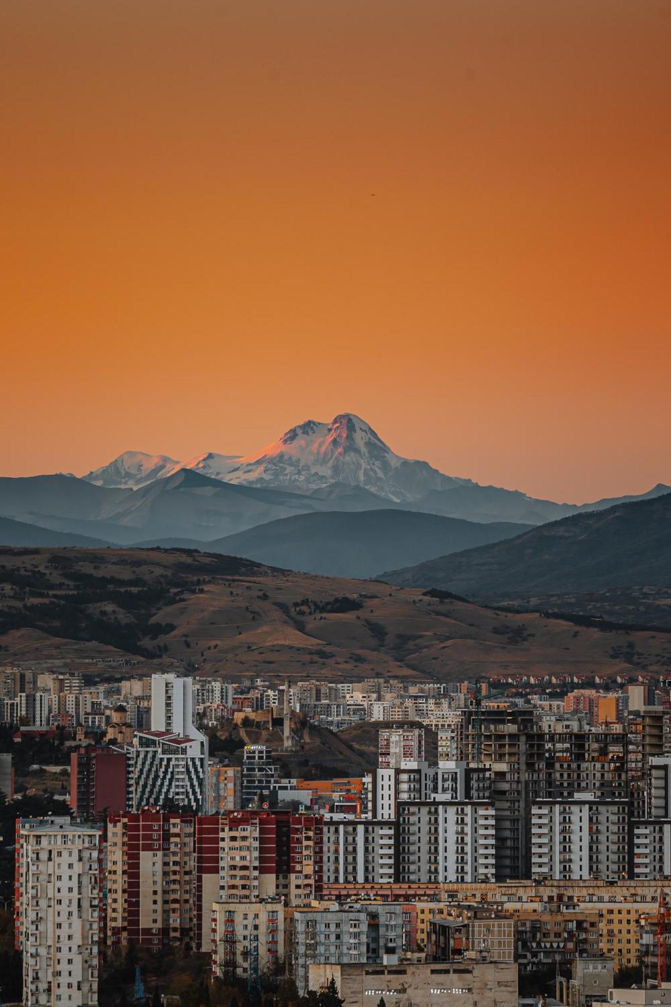 Hotel Sky Station Tbilisi ภายนอก รูปภาพ